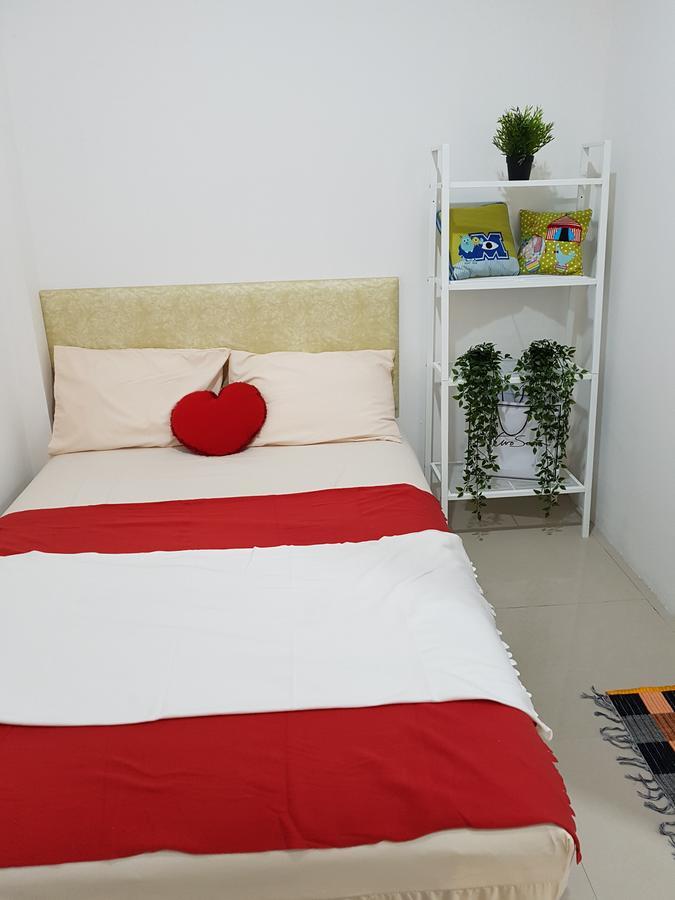 Room 28 Джакарта Екстериор снимка